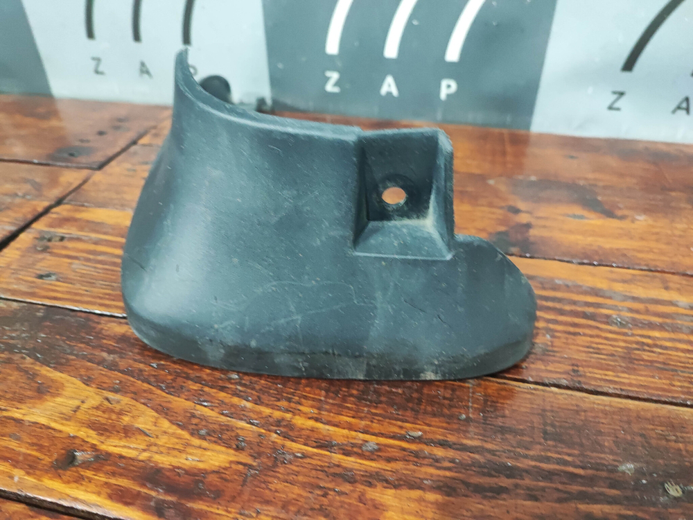 Брызговик задний левый Hyundai ix35 (LM) 10-15 Б/У Оригинал 868412S000