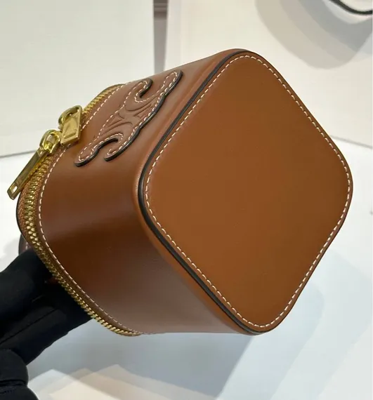 Сумка CELINE CUIR TRIOMPHE