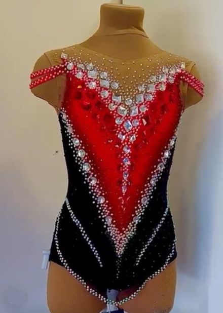 Leotard for rhythmic gymnastics
