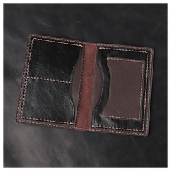 Кожаная обложка на паспорт «Кот гангстер»