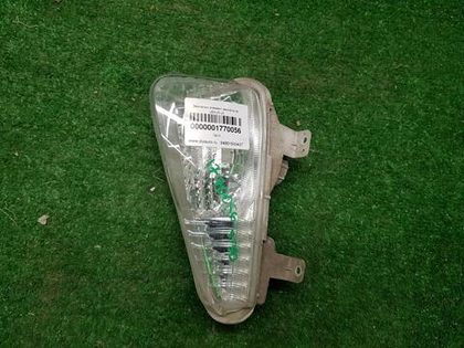 Повторитель переднего бампера левый Toyota Camry 7 XV50 (2017-2018)