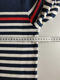Джемпер Uniqlo в полоску на 7-8 лет