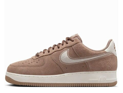 Баскетбольные кроссовки Nike Air Force 1 '07 LV8 Brown Shoes