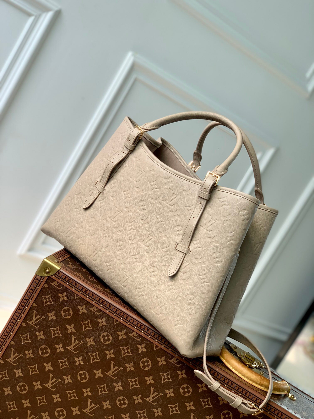 Louis Vuitton Babylone Tote MM