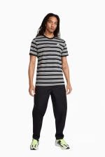 Футболка Nike Sportswear Club