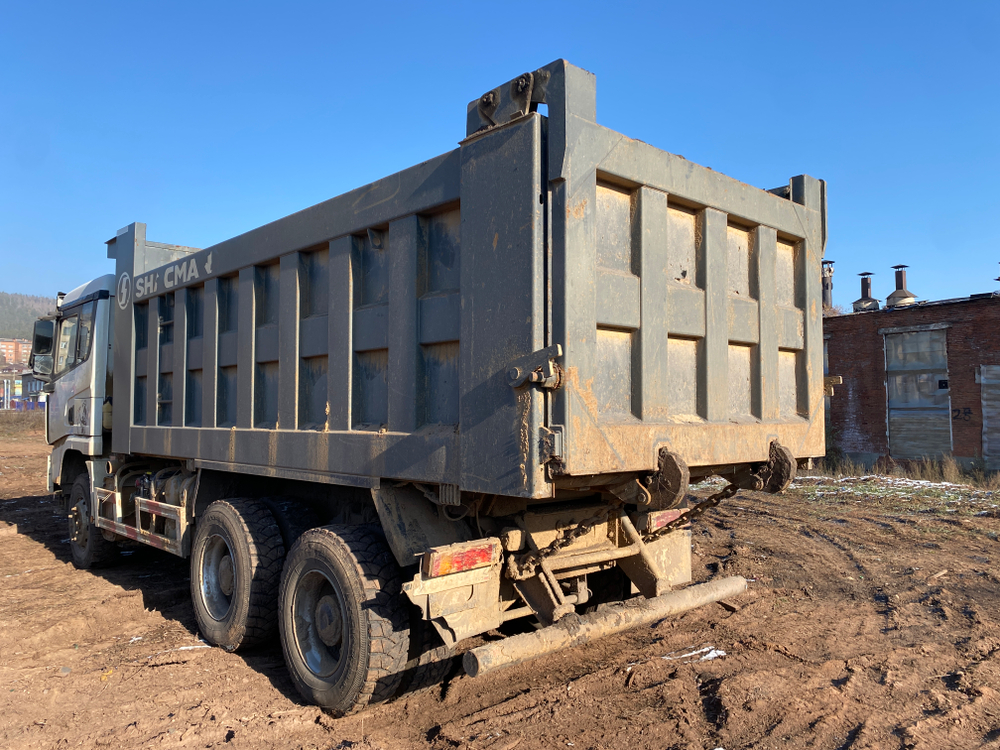 Shacman (Shaanxi) SX* 6x6 Самосвал SX32586T385 (Дизельный, 11,6 л, 369 л.с., МТ)
