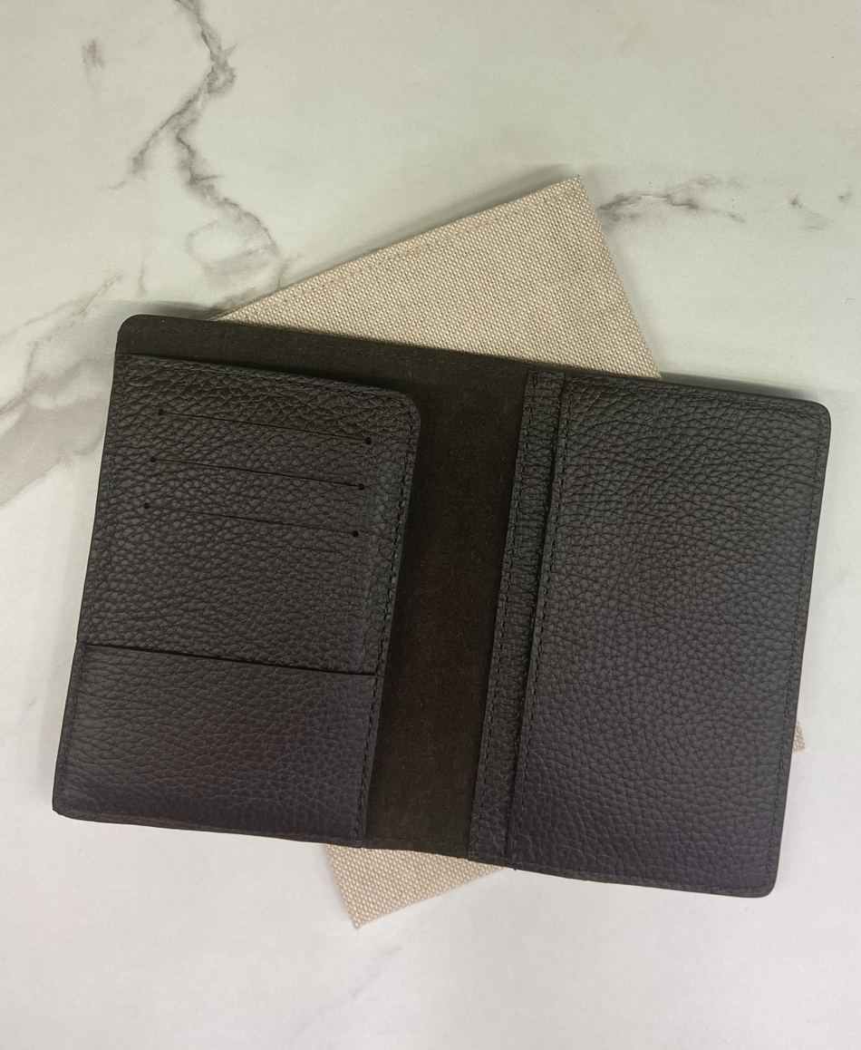 Кожаная обложка для паспорта DBR 15-38 темно-коричневый