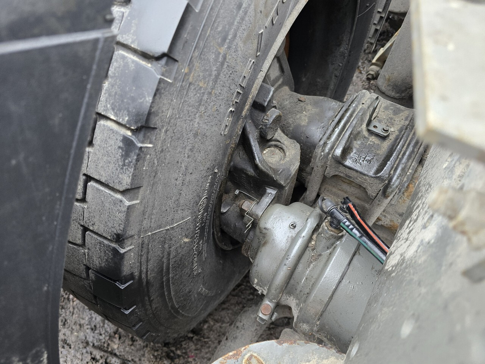 Суппорт зaдний левый 2023г