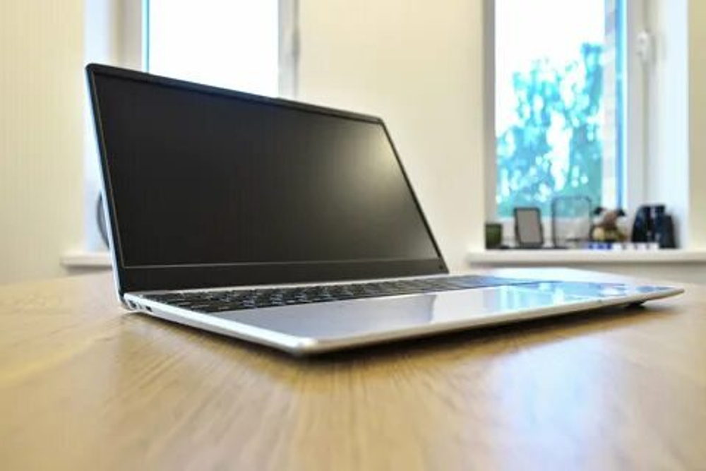 Ноут Dere R9 Pro +