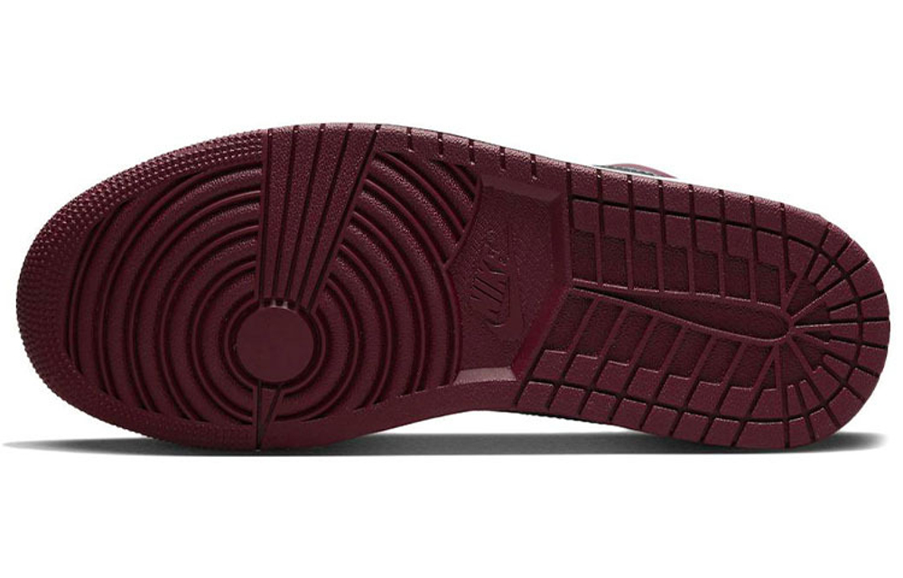 Кроссовки Jordan Air Jordan 1 Low (Женская размерная сетка)