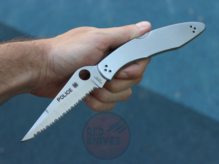 Нож Spyderco Police серрейтор C07S