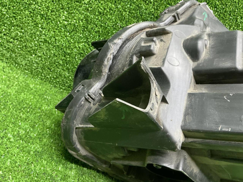 Фара правая Range Rover Vogue 4 L405 12-17 ксенон