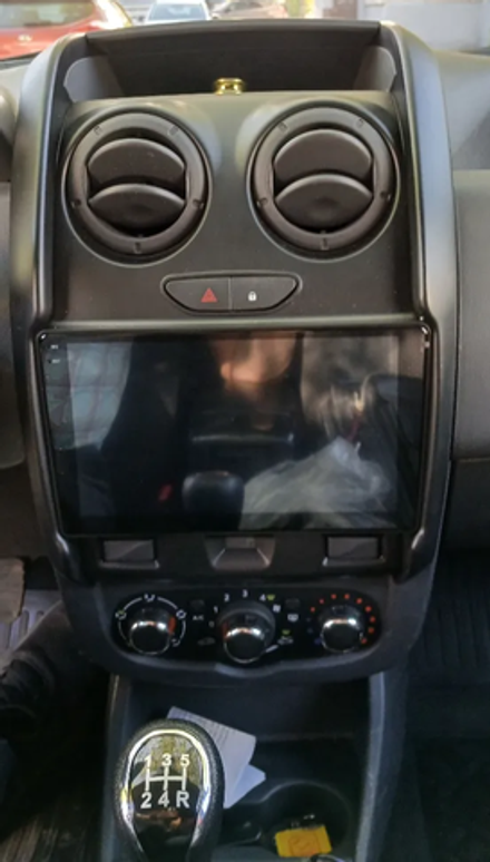 Магнитола для Renault Duster 1 2015-2020, Lada Largus 2021+ (мультируль/джойстик, рамка большая матовая) - Teyes CC3-2K-360 монитор 9.5" 2K QLED на Android 10, 6+128Гб, CarPlay, 4G SIM-слот, 4 камеры в комплекте