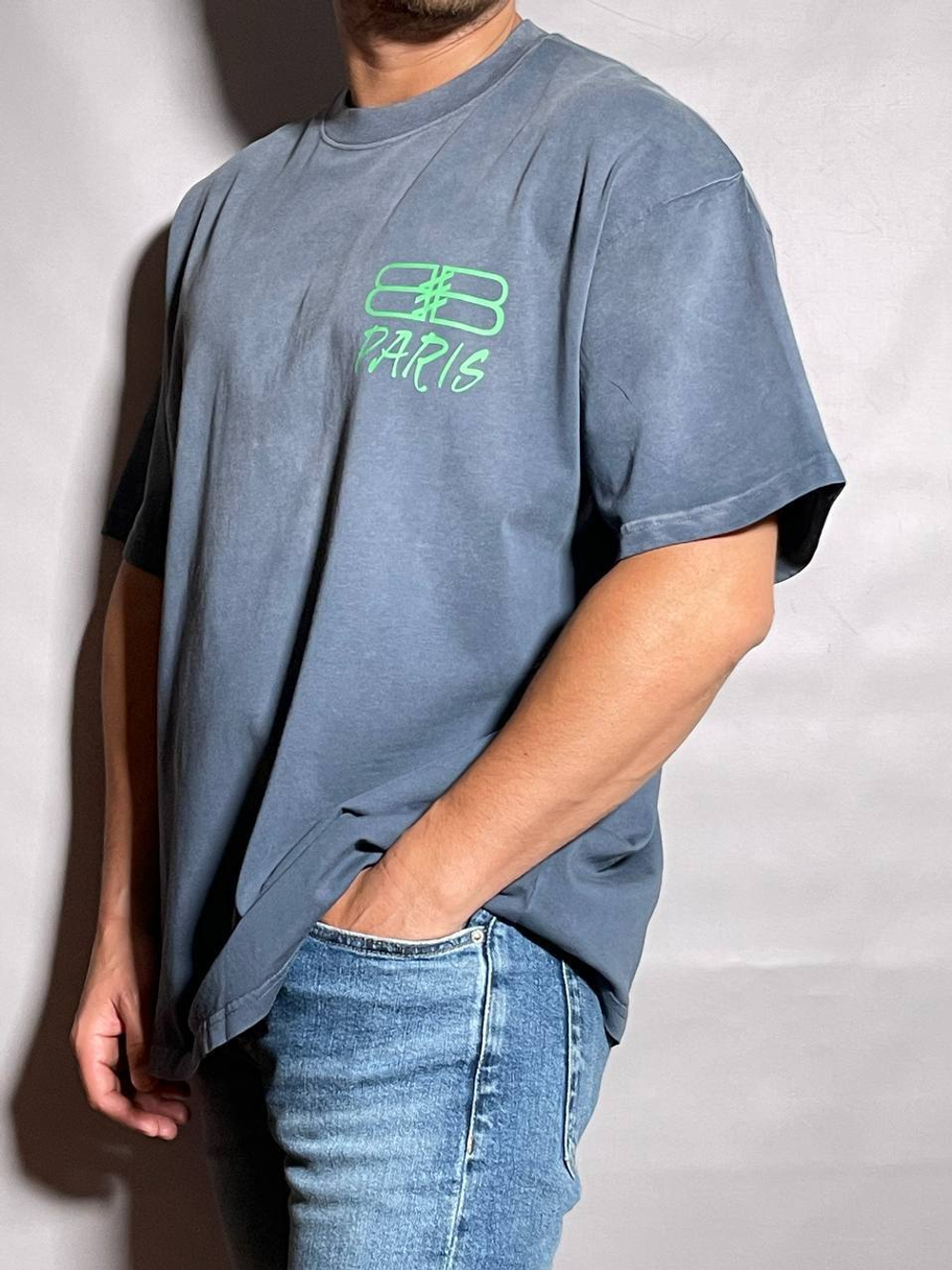 Футболка Balenciaga