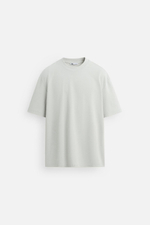 Базовая футболка regular fit