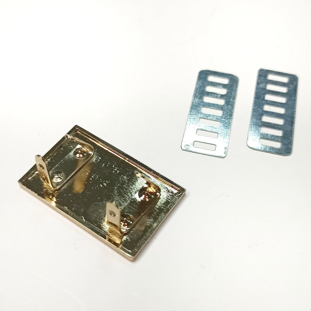 Украшение 38*25 золото