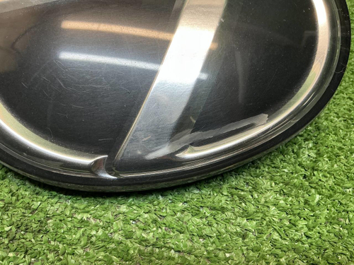 Эмблема решетки радиатора Lexus RX 4 (2019-2022)