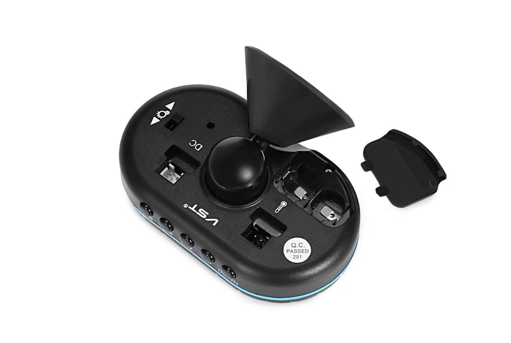 Авто часы VST 7009-V Green&Blue Монохром