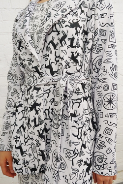 Комплект (платье и жакет) "Петроглиф", по мотивам наскальных рисунков древних людей