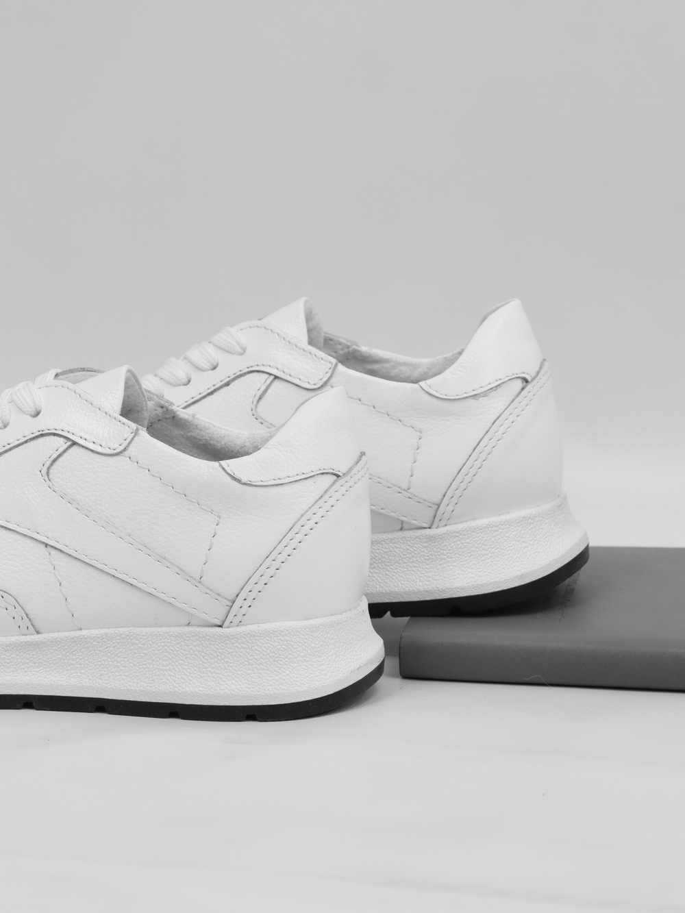 Кроссовки женские K991-1V