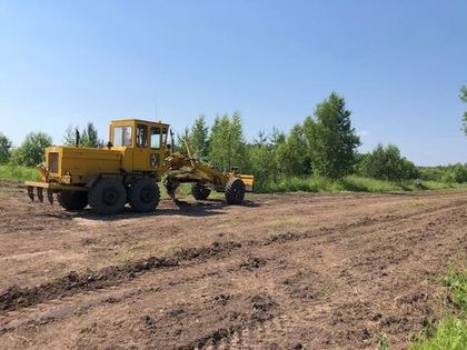 В «Романовском Парке - 2» начались работы по нарезке кюветов и планировке дорог