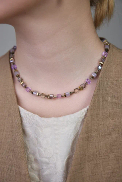 Колье кубики из сиреневых кристаллов Swarovski и гематита,оттенок золото