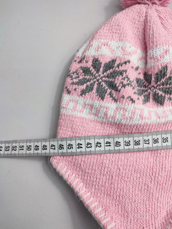 Шапка нежного оттенка