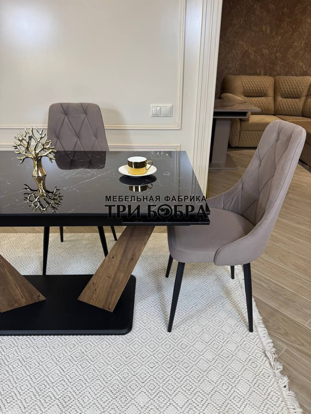 Кухонный раскладной стол "Вирджиния" , черный мрамор и 4 стула ЛОНДОН