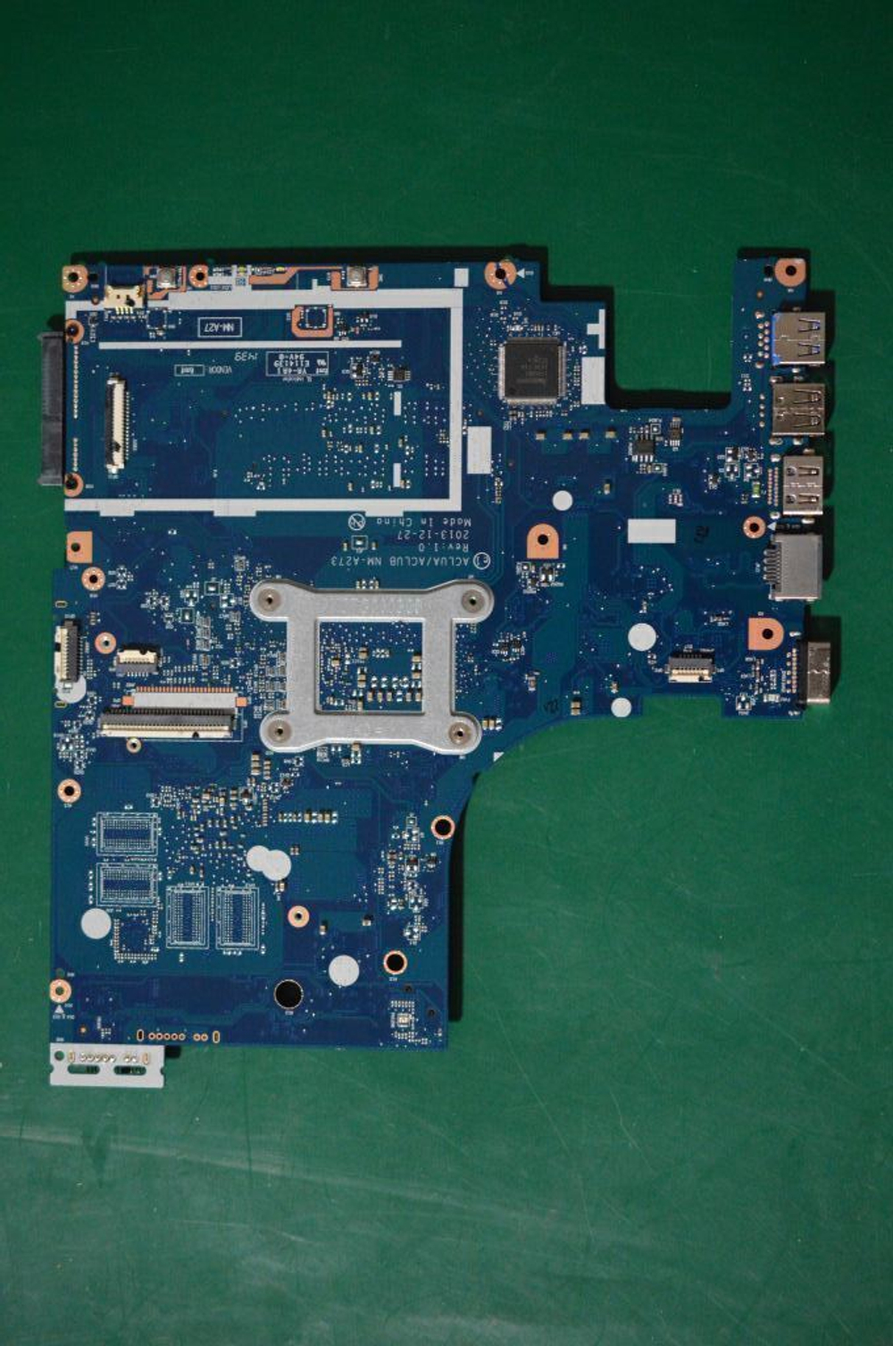 Материнская плата для ноутбука Lenovo IdeaPad Z50-70 W8S 3558U 2G 1000M (90006988), оригинал