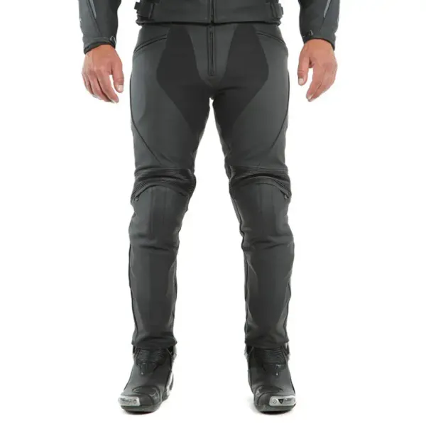 Как выбрать мотоштаны: тепло, защита и посадка без компромиссов Как выбрать мотоштаны: тепло, защита и посадка без компромиссов