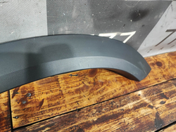 Накладка крыла заднего левого Geely Monjaro 21-нв Б/У Оригинал 6073117800