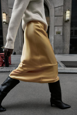 ZARA АТЛАСНАЯ ЮБКА МИДИ, ЖЕЛТЫЙ