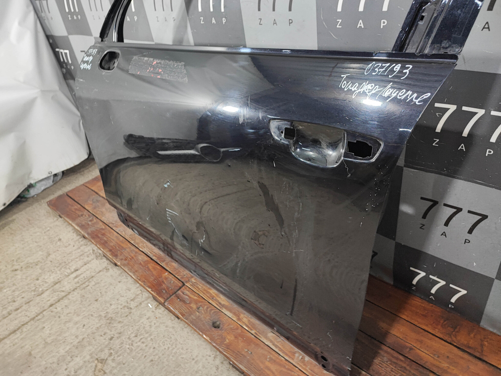 Дверь передняя левая Cayenne 2 / Touareg 2 Б/У Оригинал 7P0831311