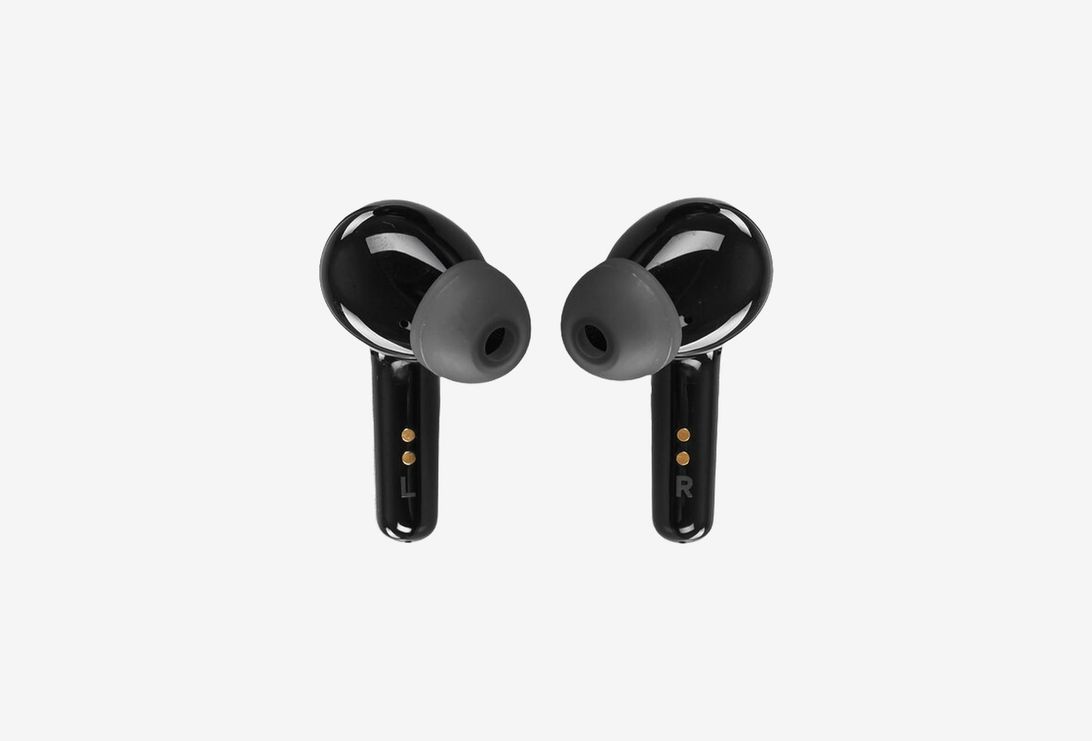 AUC010btBK_0326329101224