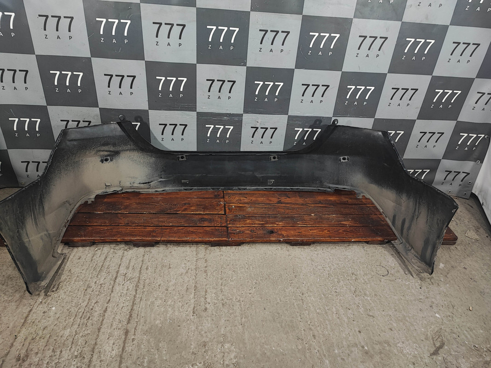 Бампер задний Toyota Camry (XV70) 17-21 Б/У Оригинал 5215906B80