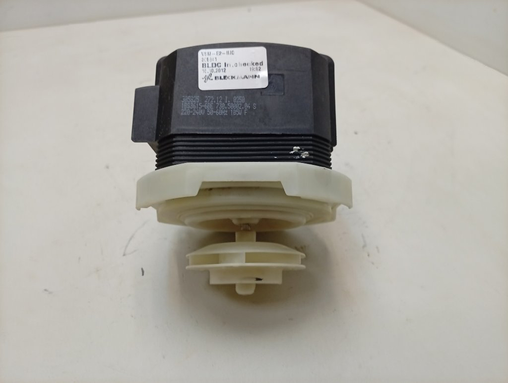 WP79/2 ктп6 Циркуляционный насос посудомоечной машины Indesit, Whirlpool C00257903 б/у