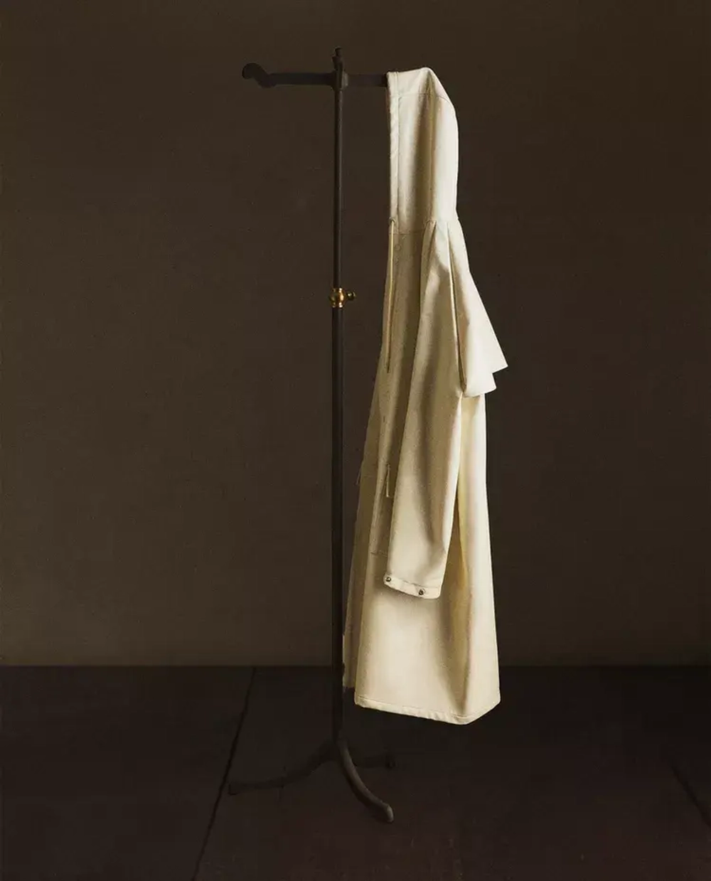 ZARA HOME ВОДОСТОЙКИЙ ПЛАЩ, БЕЛЫЙ