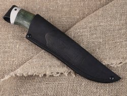 Шкуросъемный нож "Енот", сталь Bohler N690, рукоять зелёная стабилизированная береза