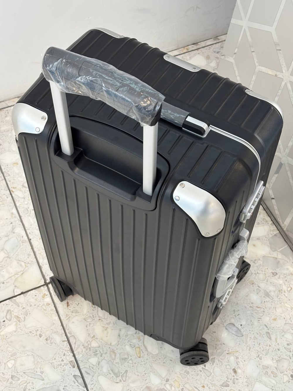 Чемодан Rimowa