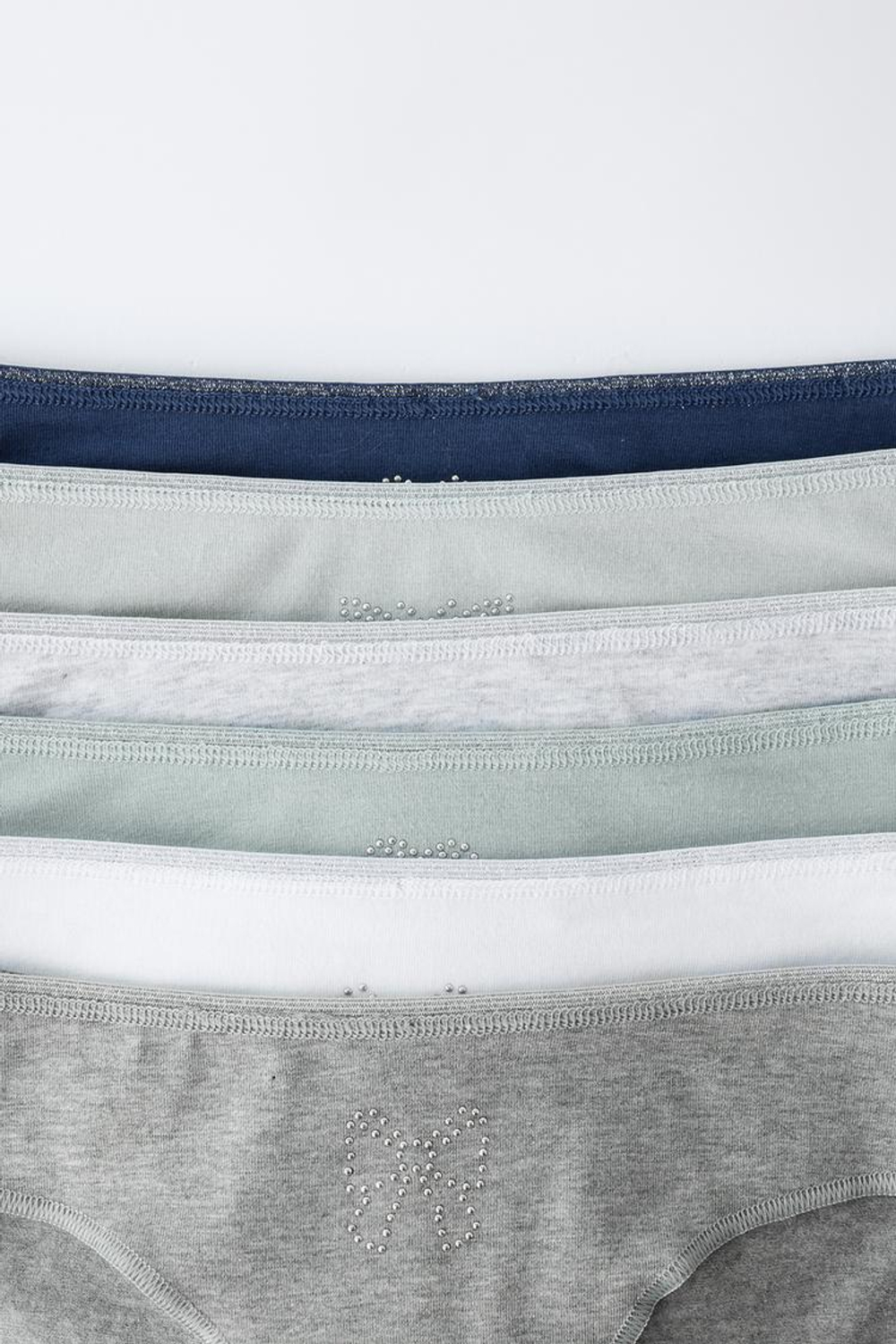 ZARA НАБОР ИЗ ШЕСТИ ТРУСОВ СО СТРАЗАМИ РАЗНОЙ ФОРМЫ, РАЗНОЦВЕТНЫЙ