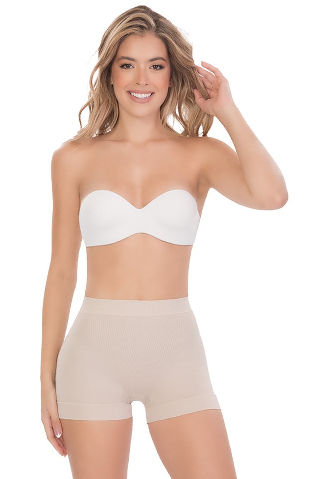 Короткие подтягивающие шорты Natural