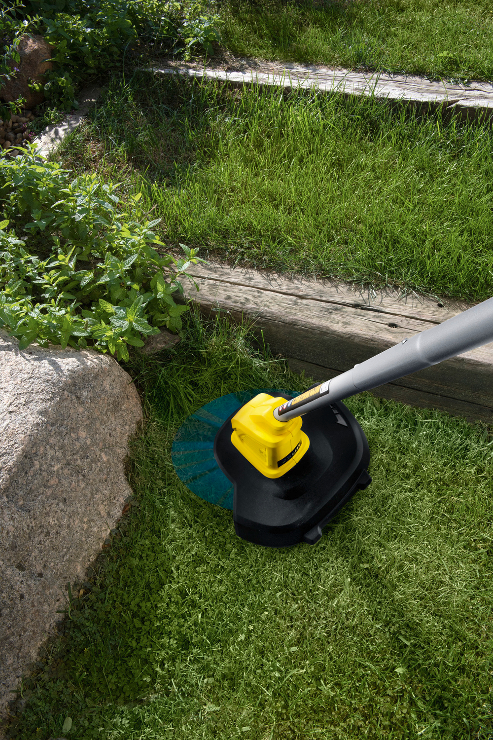 Аккумуляторный триммер для стрижки газона LTR 18-25 Battery