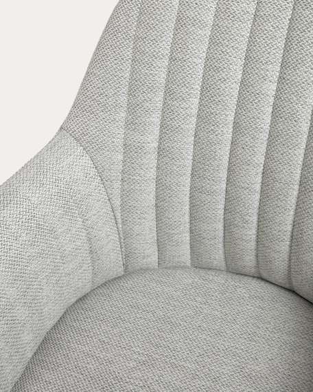 Рабочее кресло на колесиках Madina светло-серое