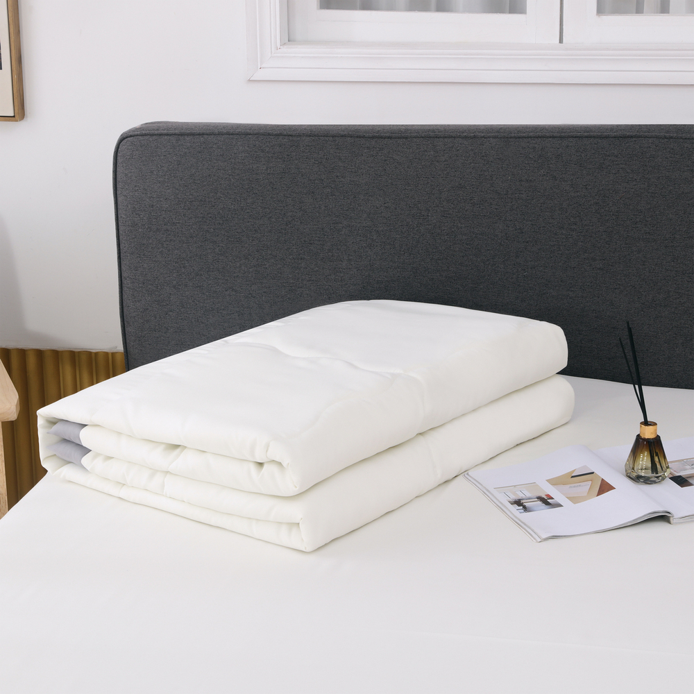 Комплект постельного белья Однотонный Сатин с Одеялом (простынь на резинке) FBR007