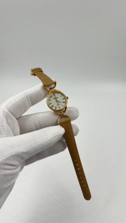 Часы Gucci