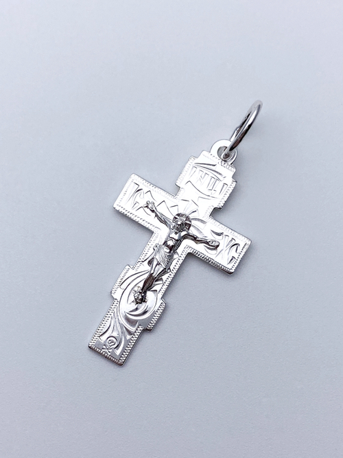 Крест из серебра/Без покрытия/С подвижным ухом/С алмазной огранкой