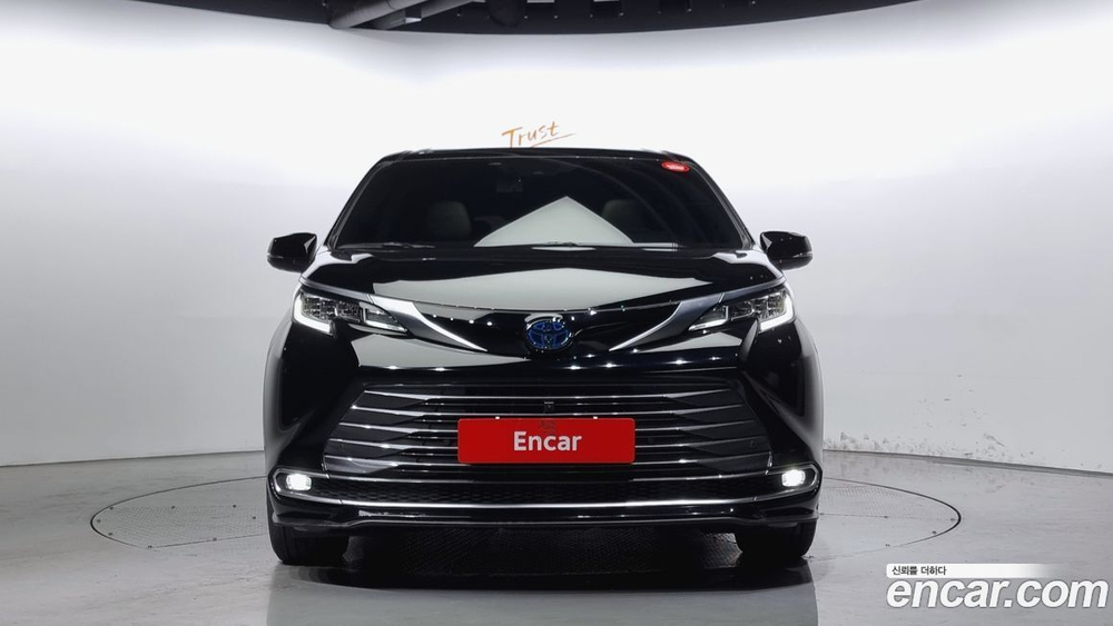 Toyota Sienna 4 Generation 2.5 Hybrid 2WD (05.2023)