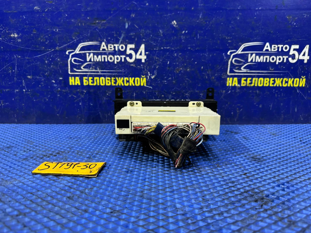 Блок управления климат-контролем TOYOTA CORONA 1993