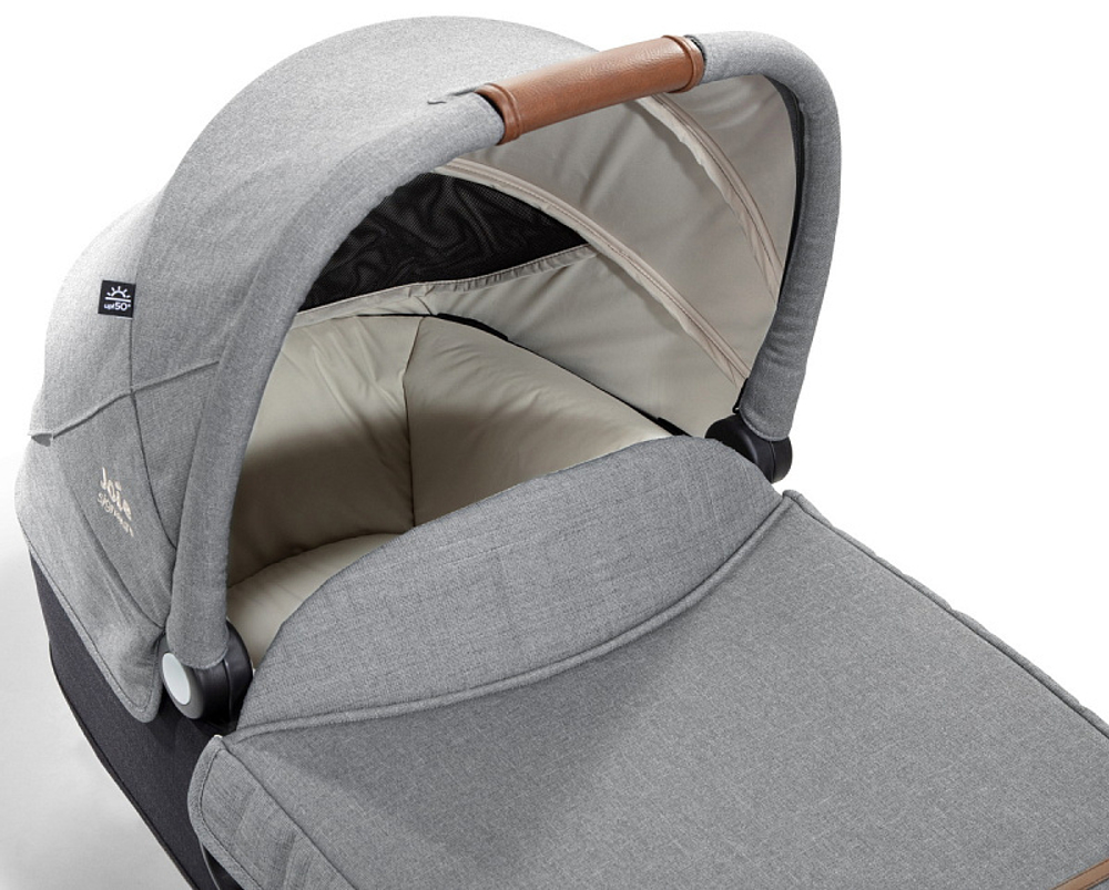Автокресло Joie Calmi с Базой Joie I-Base Encore Carbon