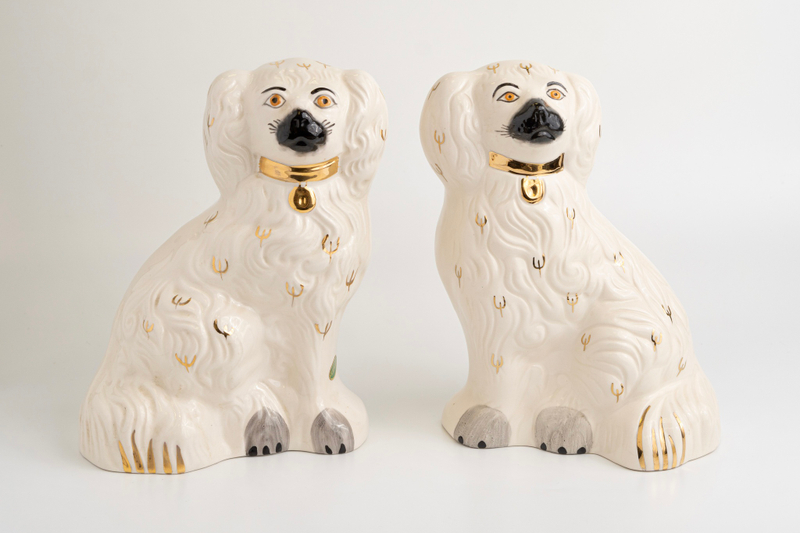 Пара винтажных керамических каминных собак